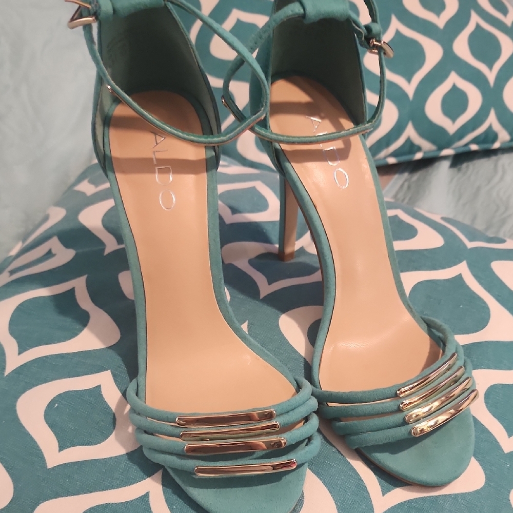 Aldo Aqua/Jade/Heel With Gold Details